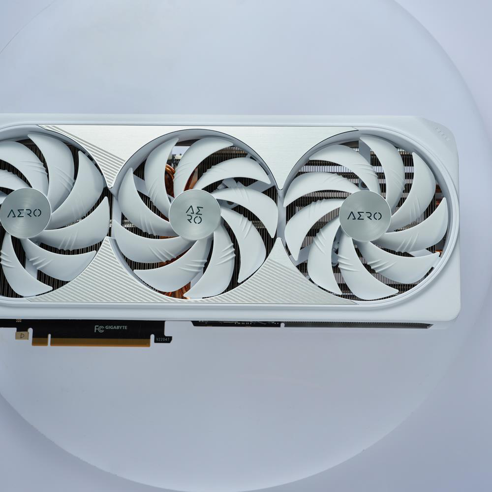 Placa video Gigabyte GeForce RTX 4080 16GB AERO OC - imagine 6