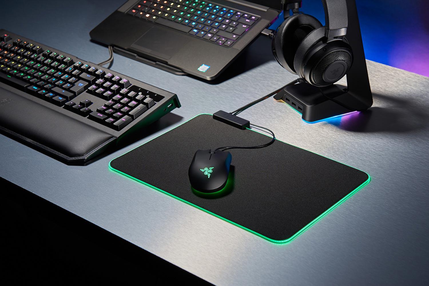 Mouse pad Razer Goliathus Extended Chroma, Quartz Edition, gri - imagine 2
